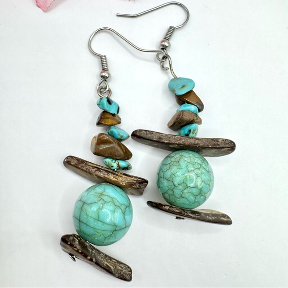 Boho Faux Turquoise And Tiger’s Eye Chip Coconut Shell Crackle Bead Earrings - Picture 1 of 8
